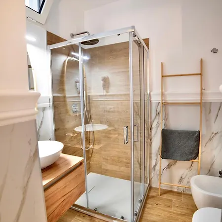 La Corte Guest house