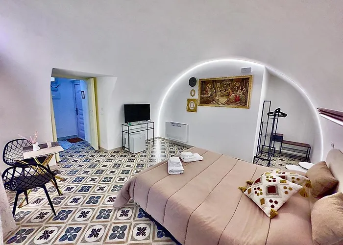 La Corte بيت ضيافة رودي غارغانيكو